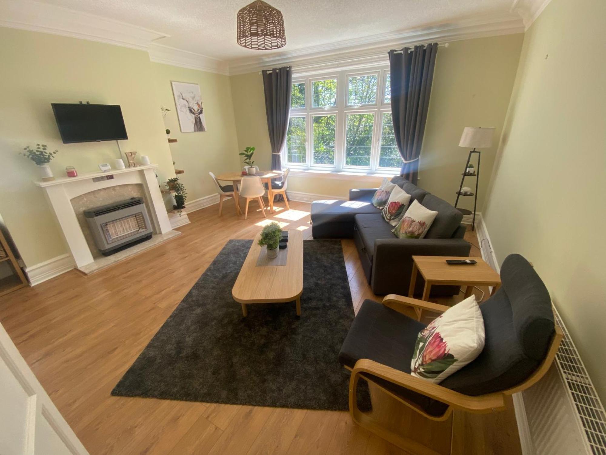 Spacious Guest Flat Near Roundhay Park Leeds  Exterior photo
